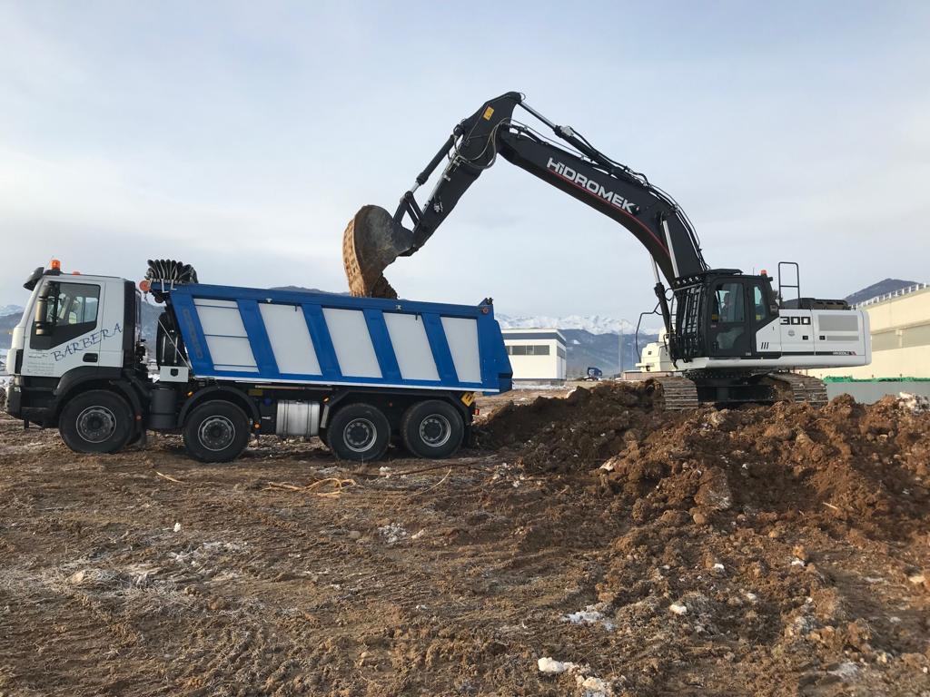 Bonifica di siti contaminati con mezzi e squadre del gruppo – Barbera Srl